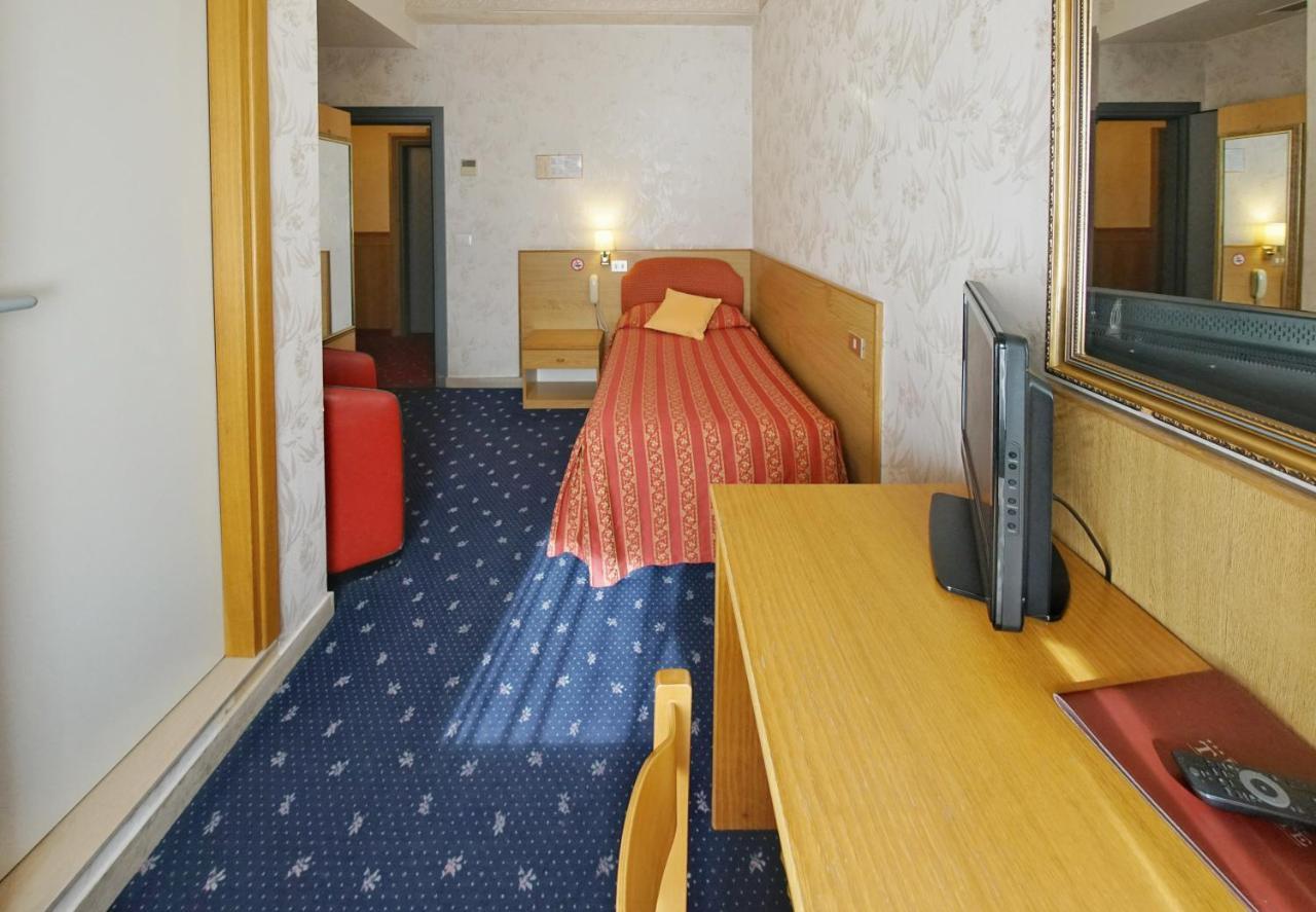 Hotel Le Torrette Galbiate Eksteriør bilde